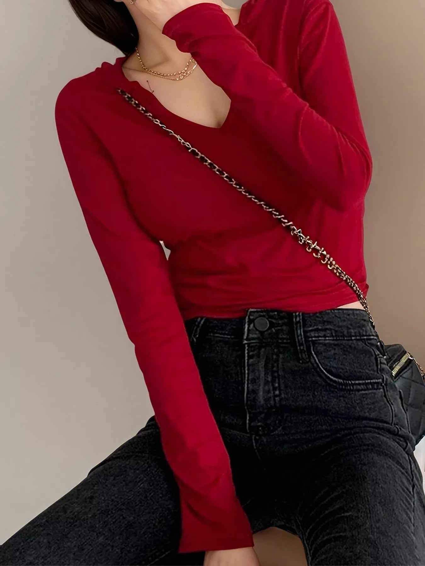 V-Neck Long Sleeve Slim Fit T-Shirt
