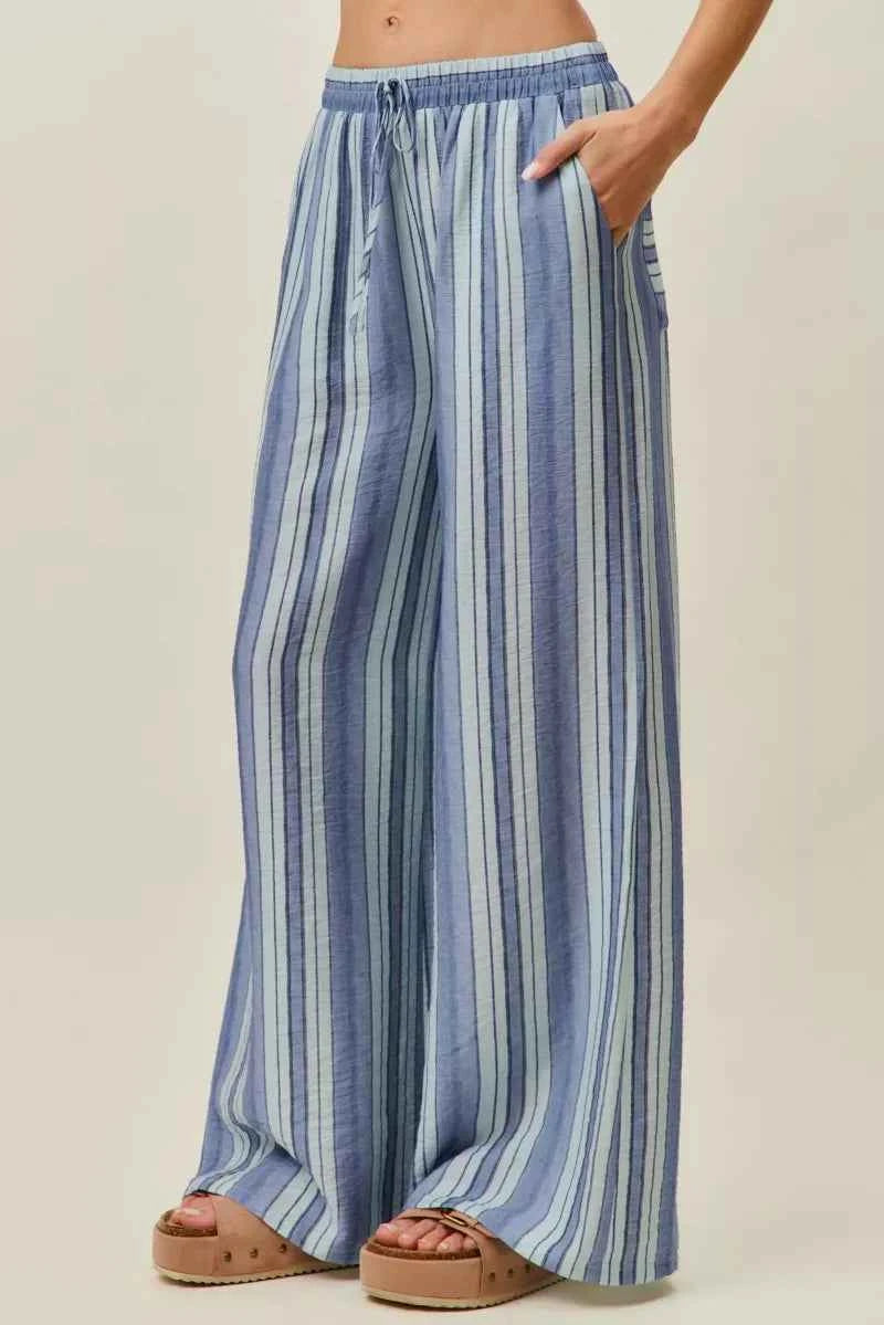 SO ME Stripe Wide Leg Pull On Pants